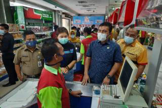 Komisi III DPRD Pekanbaru Sidak di Pasar Buah, Ini Yang Ditemukan