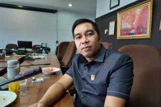 Dewan Heran, Pemko Pekanbaru Tetap 