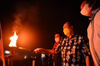 Gubri Kunjungi Festival Lampu Colok Kreativitas Anak-anak Muda di Rumbai