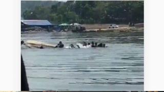 Perahu Wisata Terbalik Gegara Selfie, 9 Orang Masih Dalam Pencarian