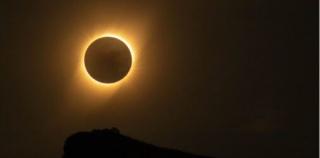 Gerhana Bulan Total Sore ini Dapat Dilihat Langsung dan Online, Berikut Ini Link Streaming dan Waktunya