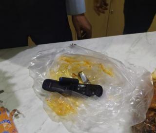 Petugas Rutan Pekanbaru Gagalkan Penyeludupan Handphone Dalam Paket Makanan