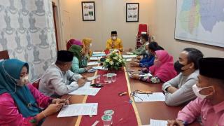 Camat Bukitraya Dukung Terbentuknya Bank Sampah