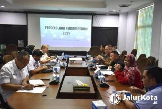 Hearing Komisi IV, Pemko Pekanbaru Tetapkan PT BRS Pemenang Lelang Sampah