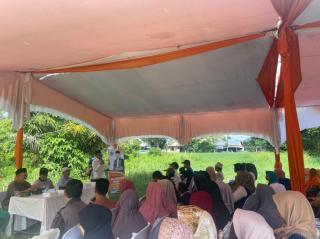 Anggota DPRD Pekanbaru Rois Laksanakan Penyebarluasan Perda di Kelurahan Bandar Raya