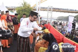 Ginda Burnama Hadiri Tradisi Petang Belimau Sambut Datangnya Bulan Suci Ramadhan 1445 Hijirah