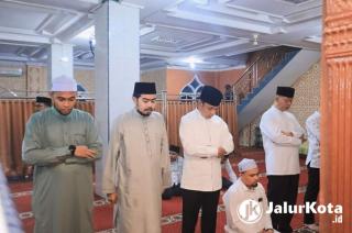 Safari Ramadhan 1445, Ginda Burnama Ajak Umat Muslim Ramaikan Masjid