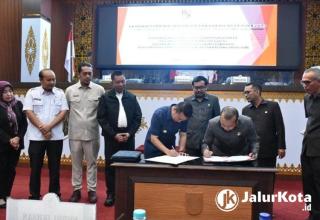 DPRD dan Pemko Pekanbaru Sepakat KUA-PPAS R-APBD 2025 Rp 3,022 Triliun